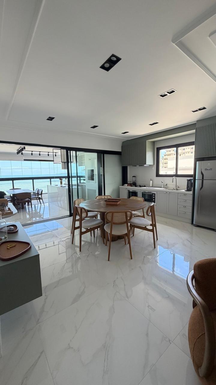 Foto 2 de Apartamento à venda com 4 quartos – Edifício St. Clair, Centro, Itapema